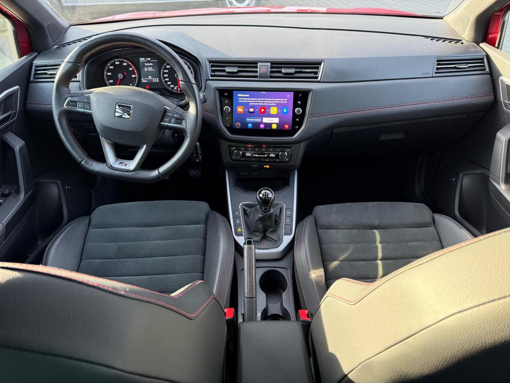 Seat Arona