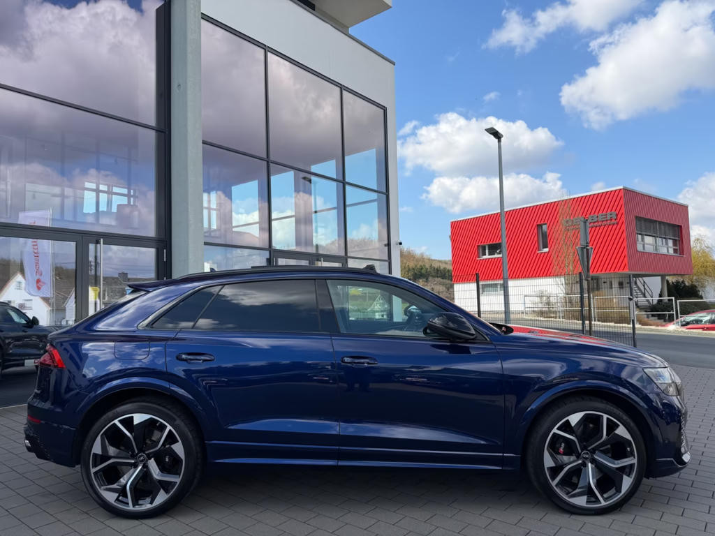 Audi RS Q8