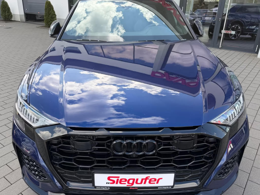 Audi RS Q8