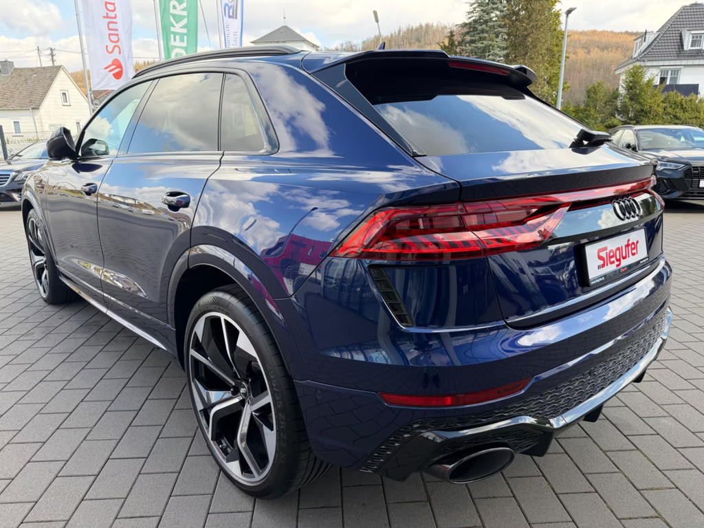 Audi RS Q8