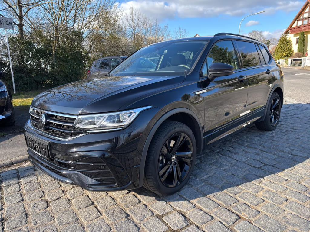 Volkswagen Tiguan 4Motion Style Allspace R-Line