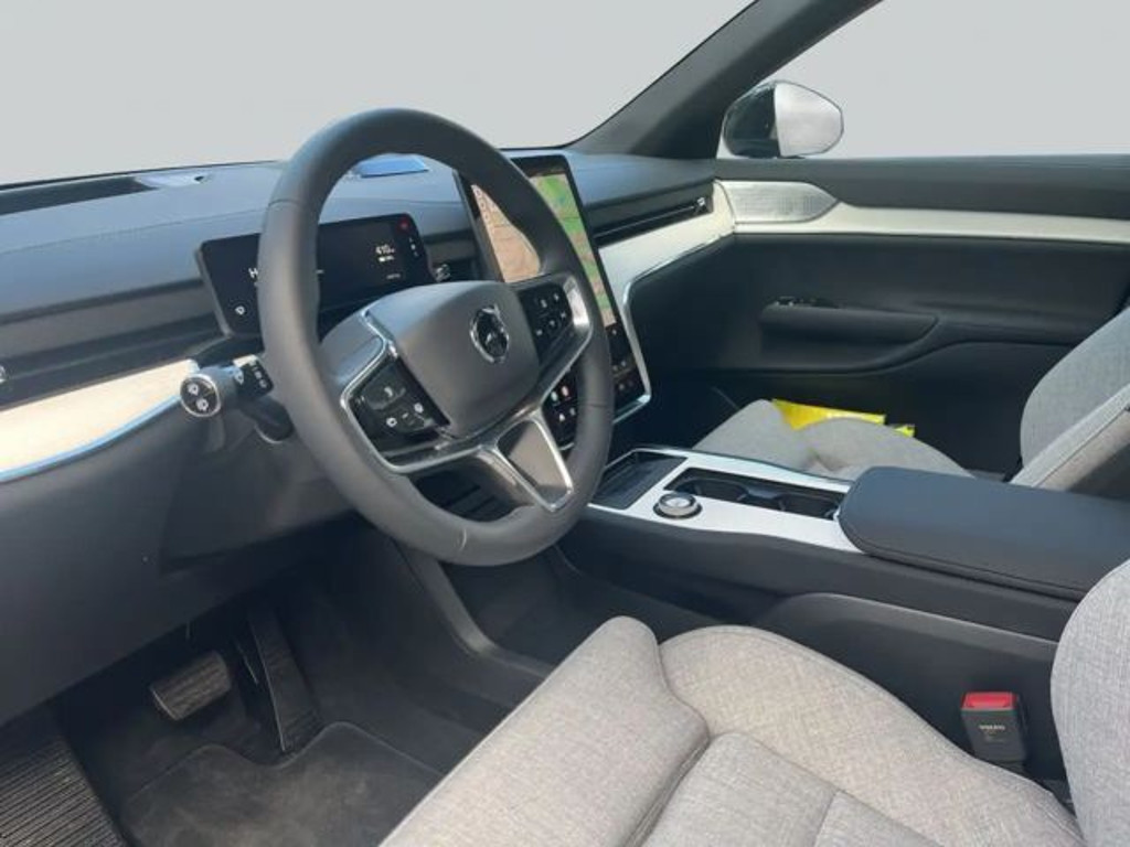 Volvo EX90