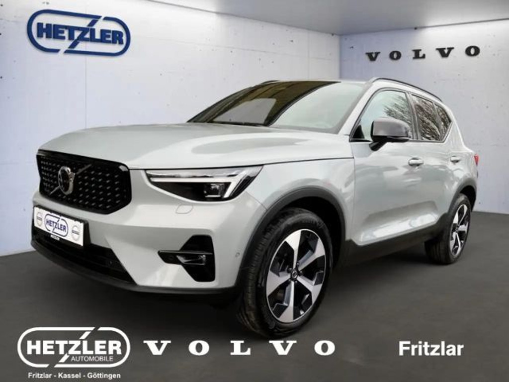 Volvo XC40 Plus Dark