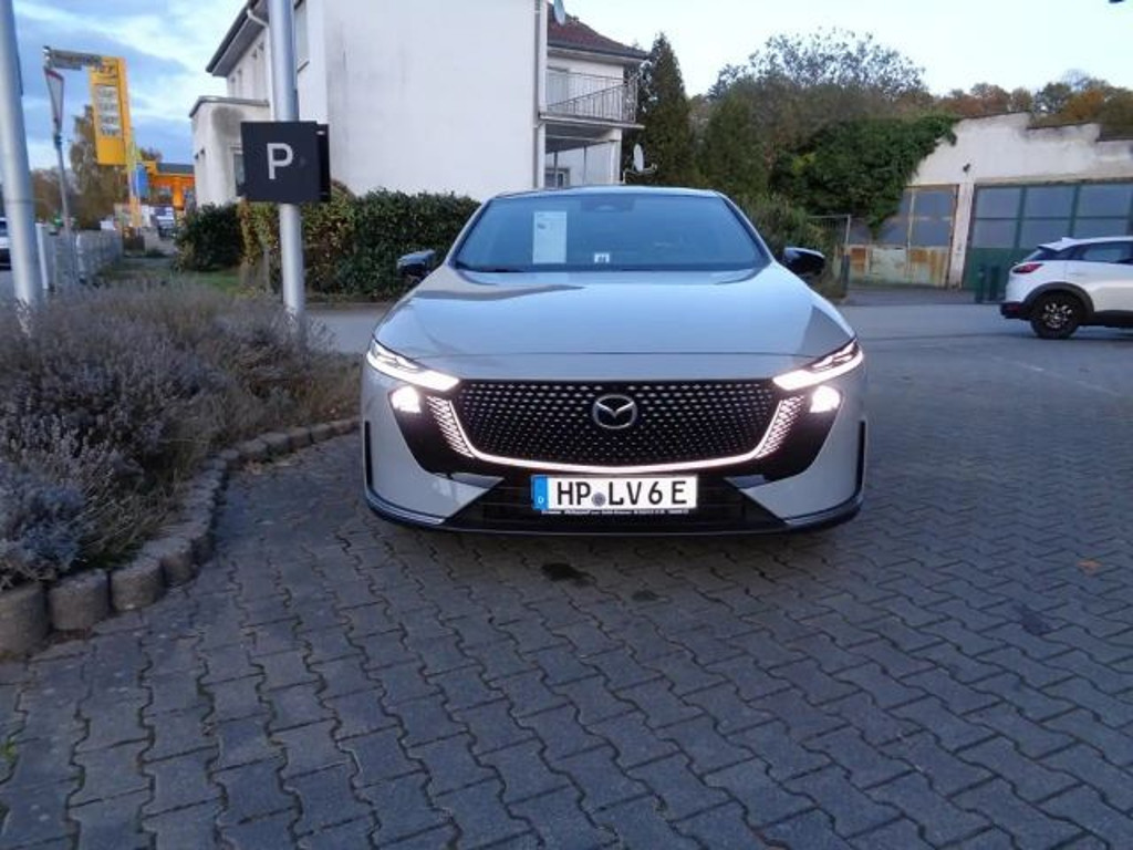 Mazda 6e