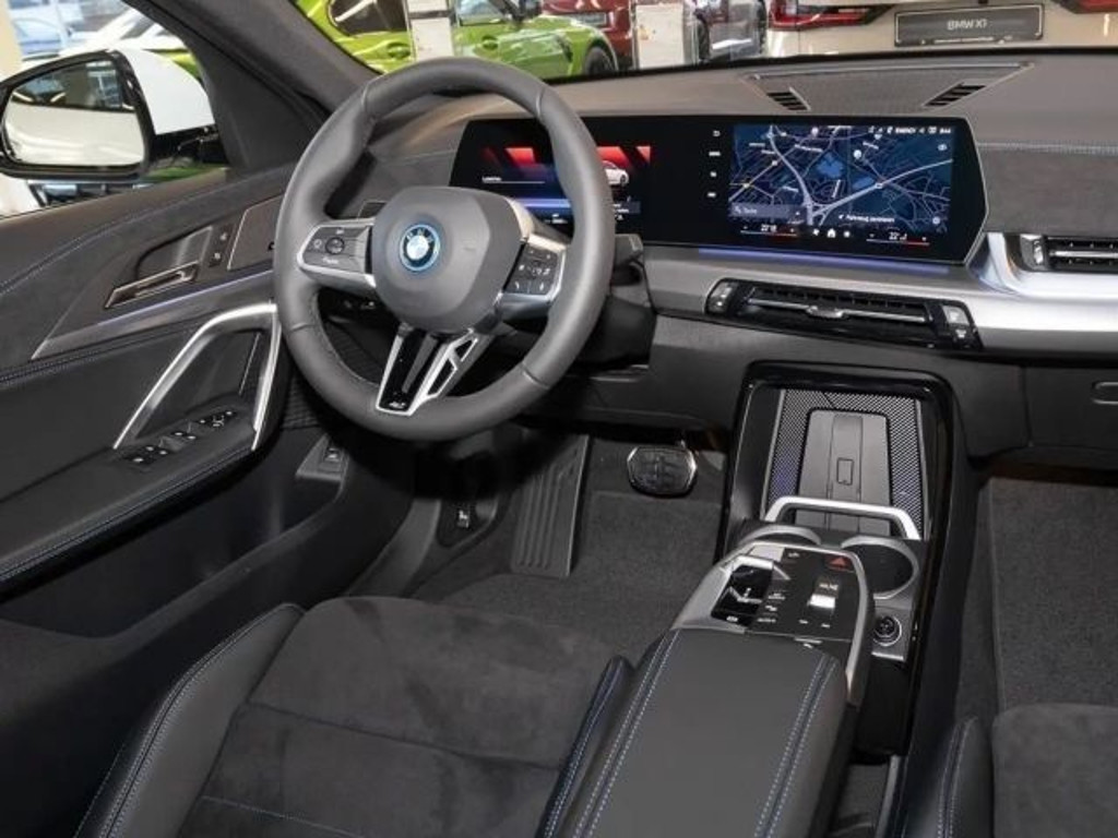 BMW iX2