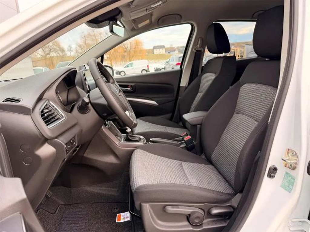 Suzuki S-Cross