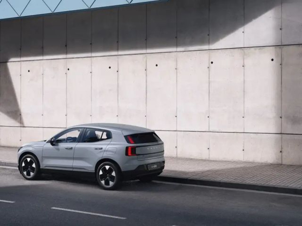 Volvo EX30