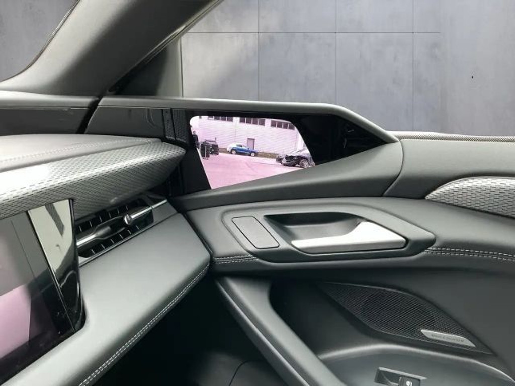 Audi S6 e-tron