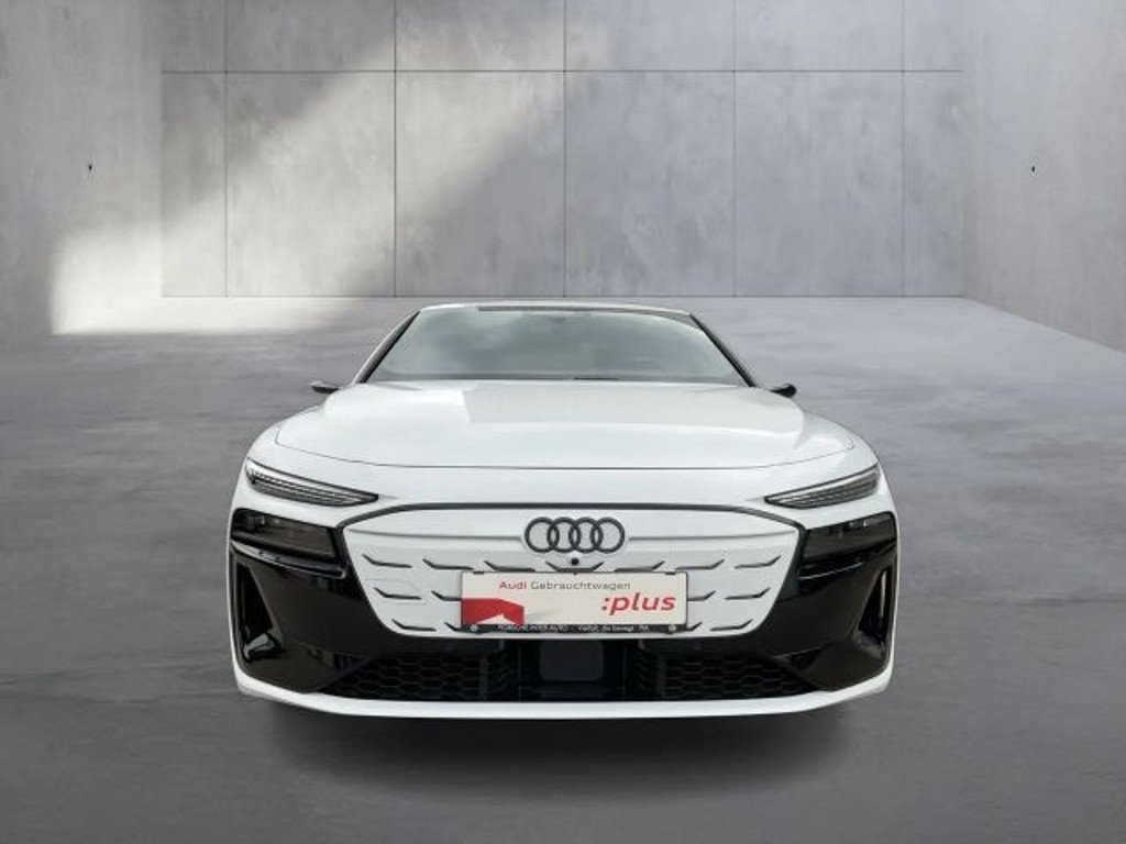 Audi S6 e-tron