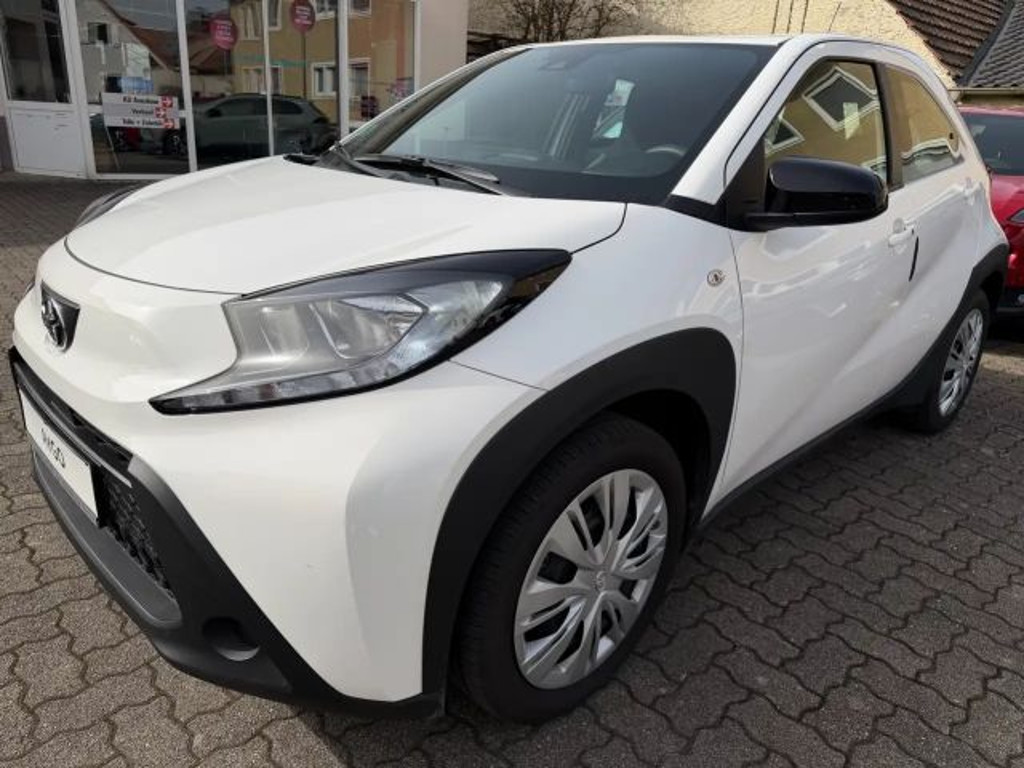Toyota Aygo X Comfort Business Hatchback