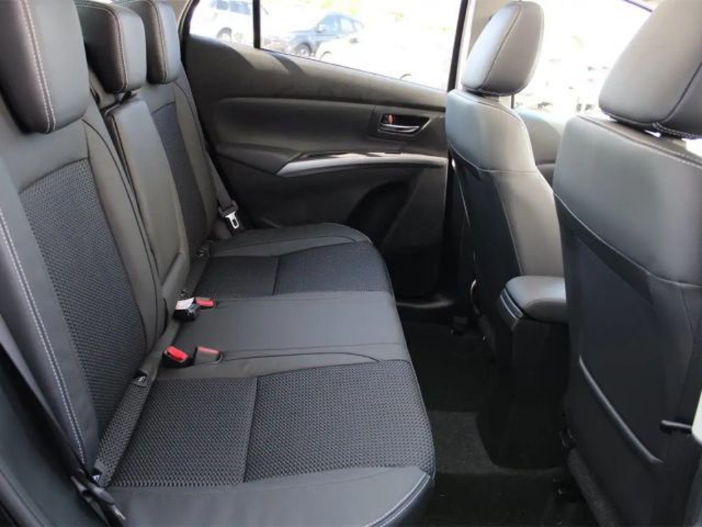 Suzuki S-Cross