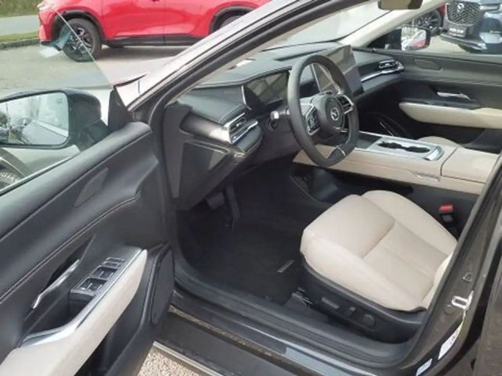 Mazda 6e