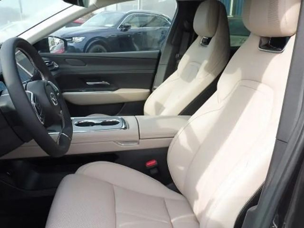 Mazda 6e