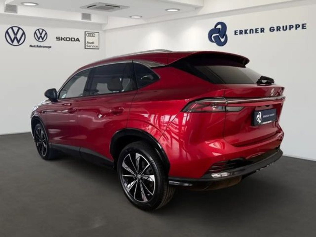 MG HS