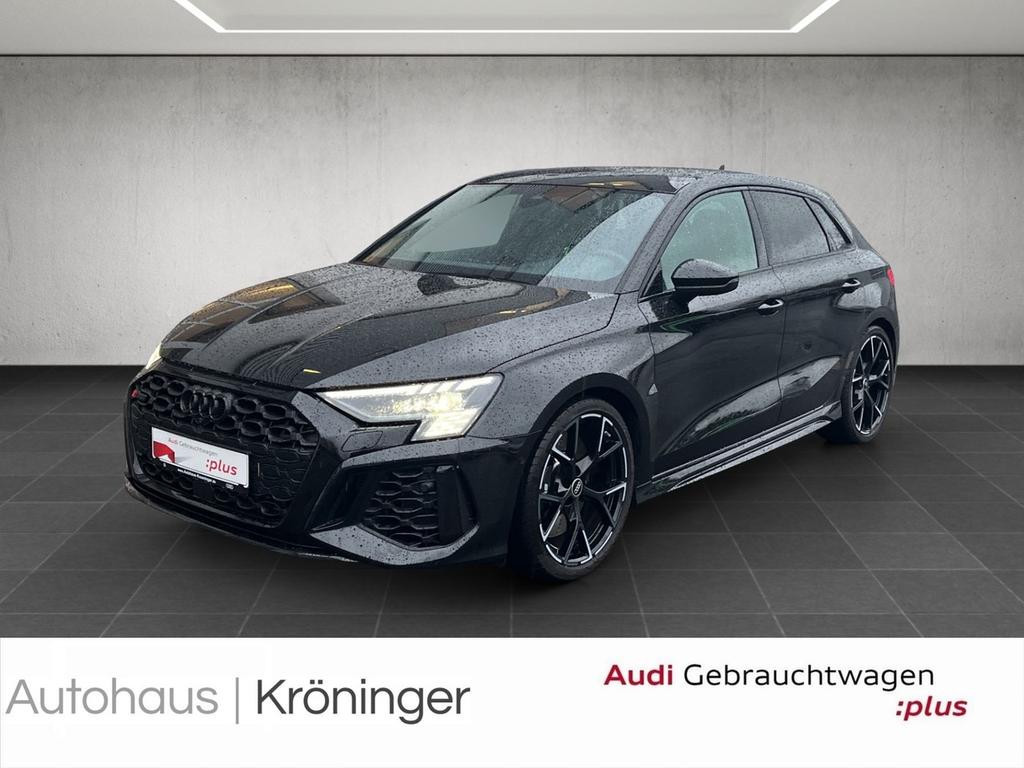 Audi RS3 Sportback Sedan Quattro