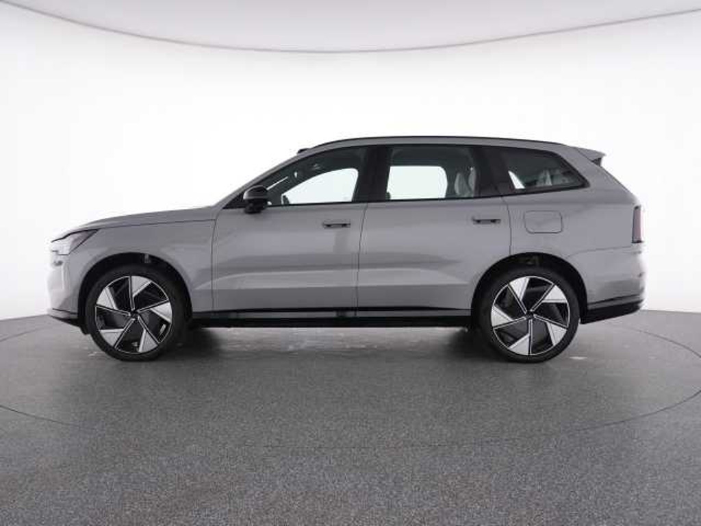 Volvo EX90