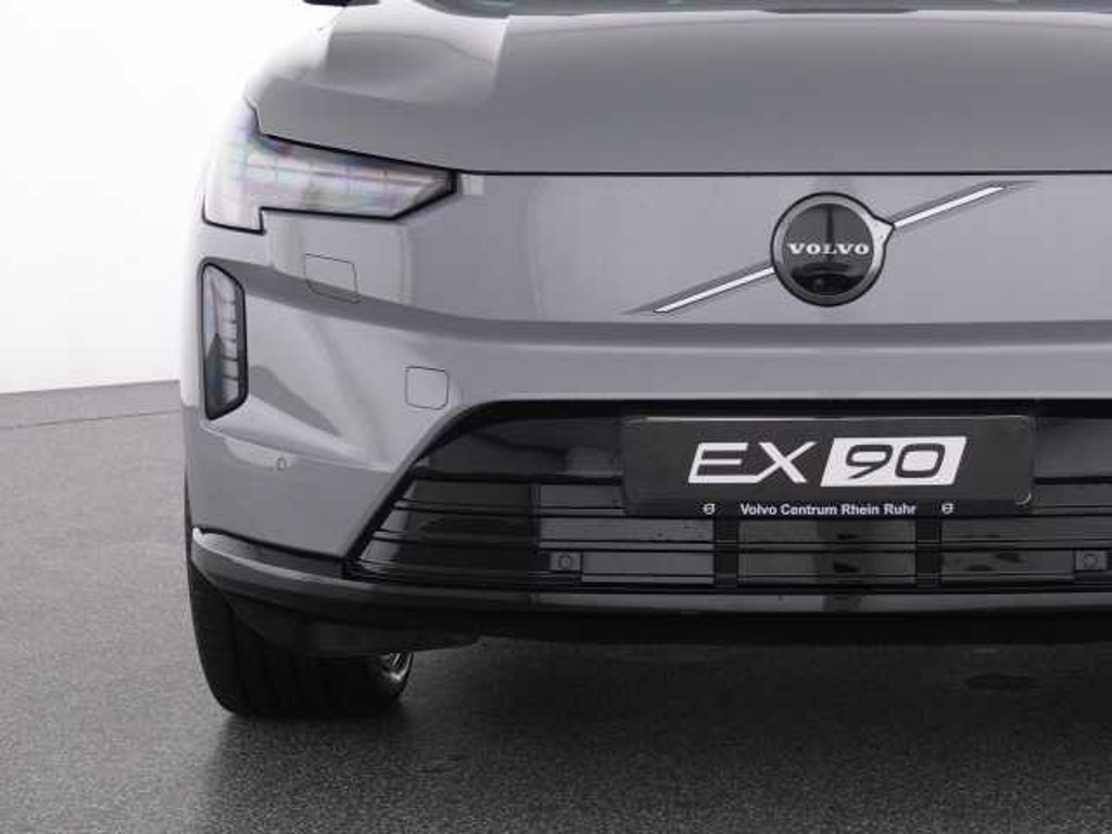 Volvo EX90
