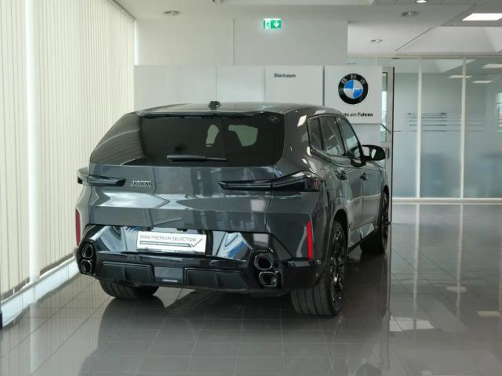 BMW XM