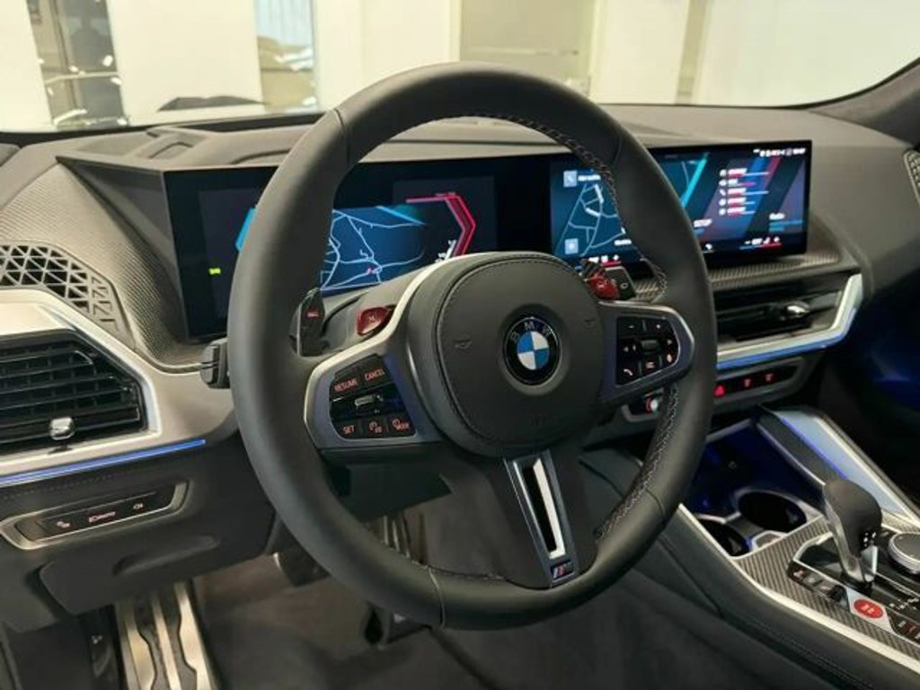 BMW XM