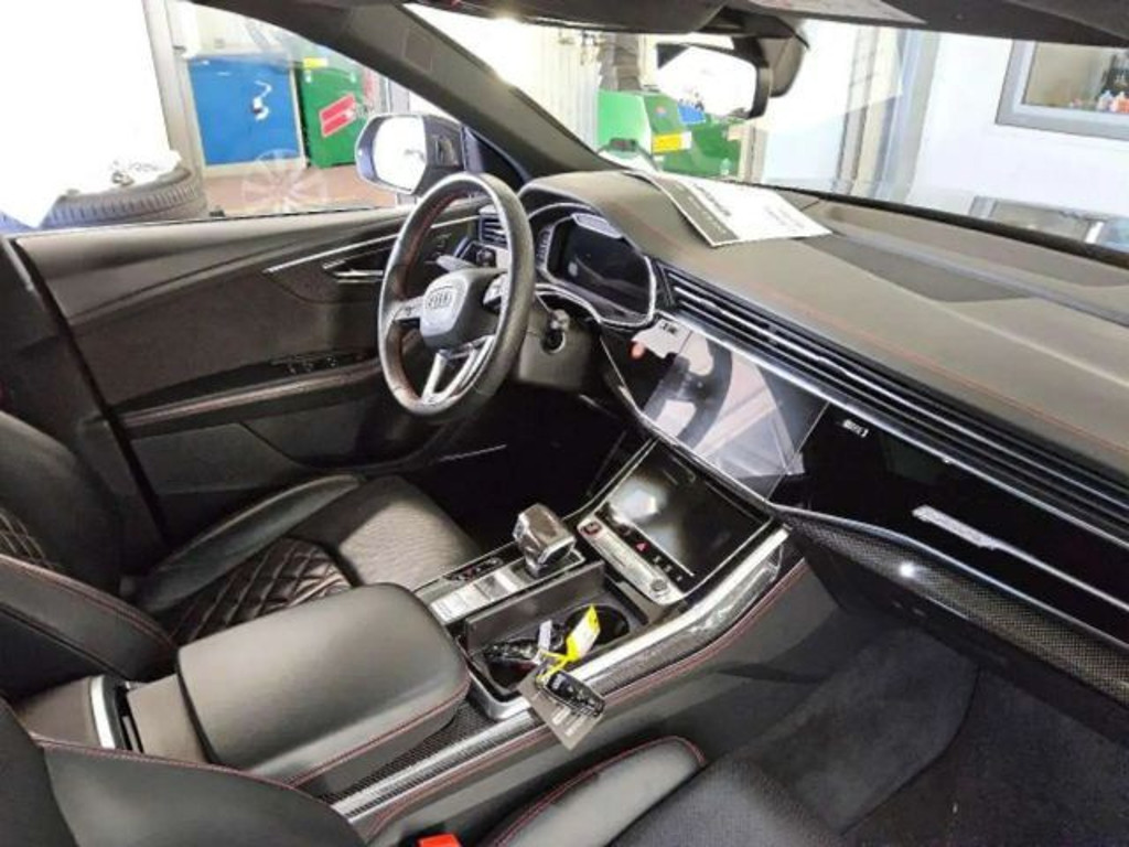 Audi SQ8