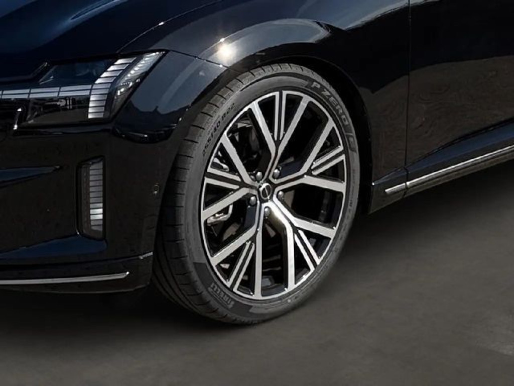 Volvo ES90