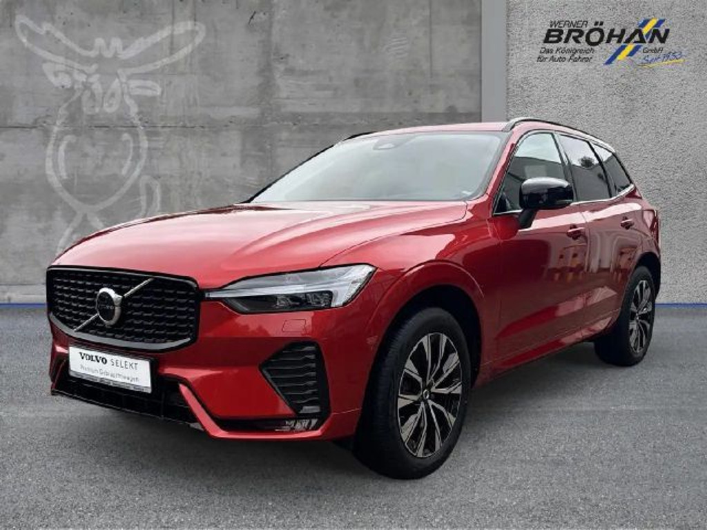 Volvo XC60 Plus Dark