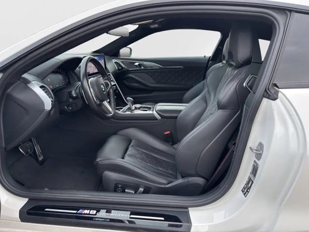BMW M8