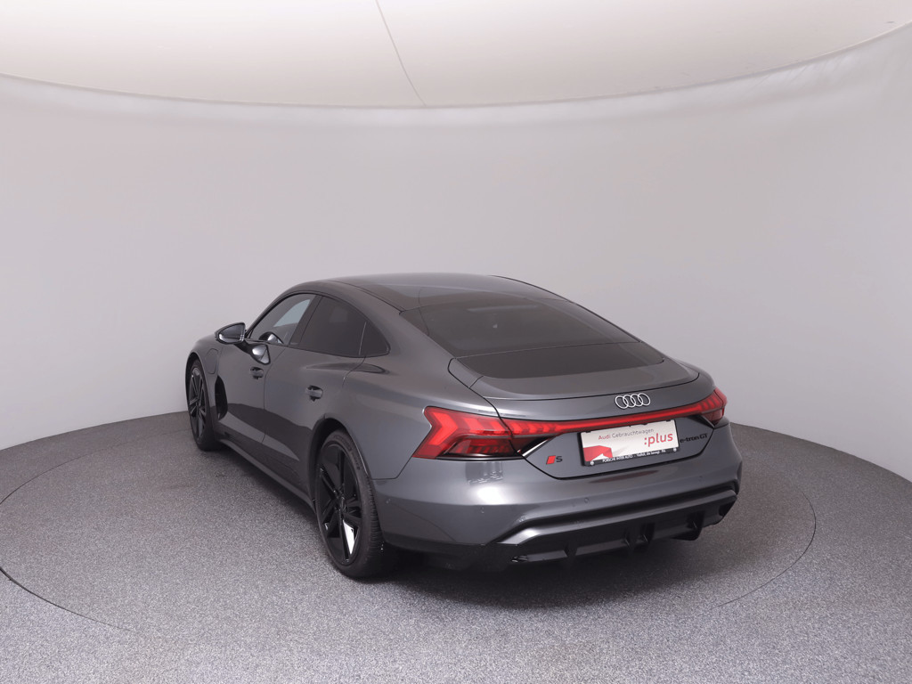 Audi e-tron GT S e-tron GT