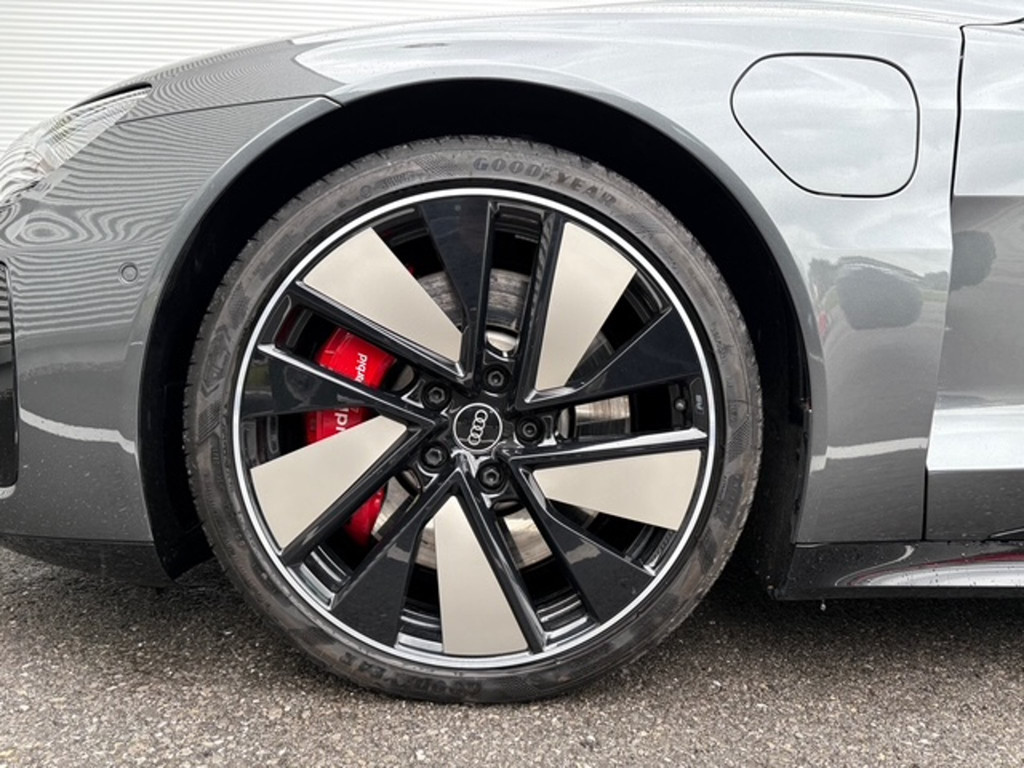 Audi RS e-tron GT