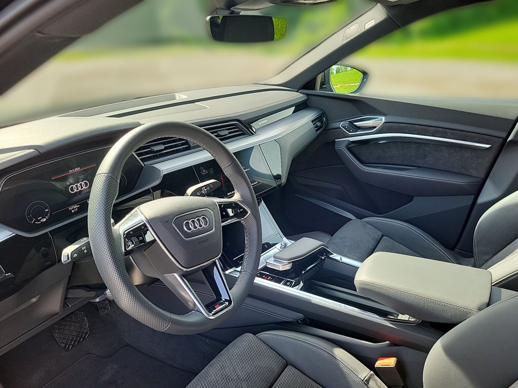 Audi e-tron