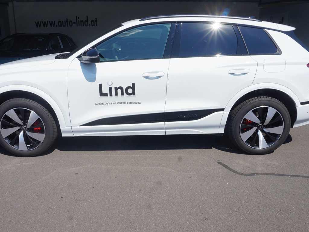 Audi Q6 e-tron