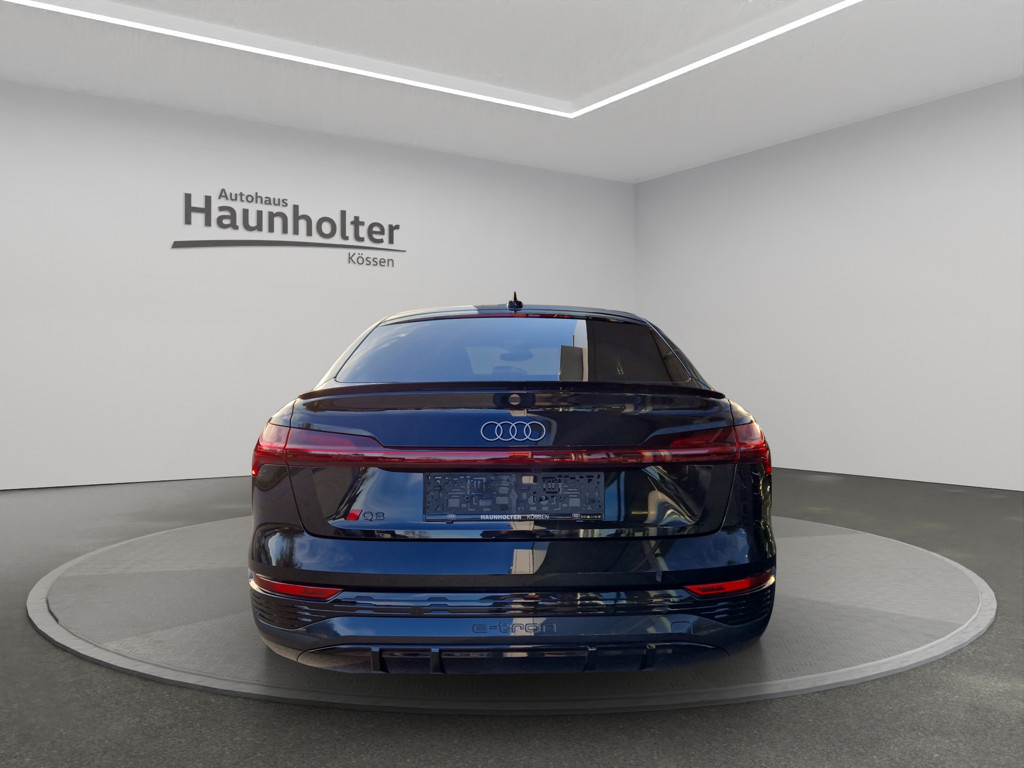 Audi Q8 e-tron
