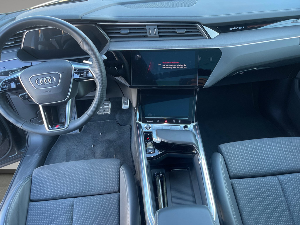 Audi Q8 e-tron
