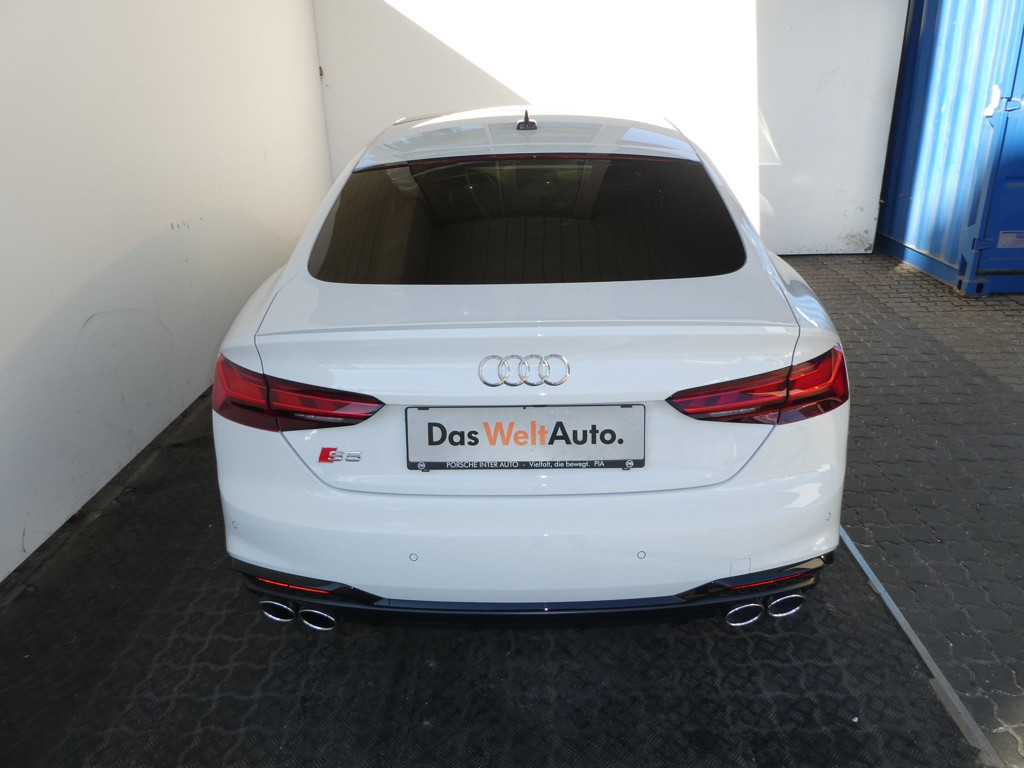 Audi S5