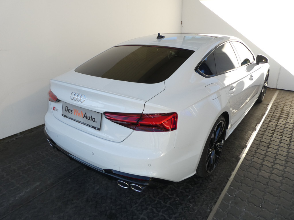 Audi S5