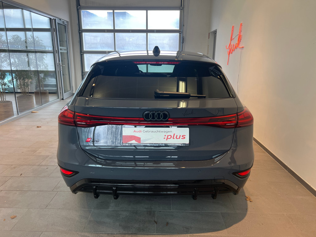 Audi S6 e-tron
