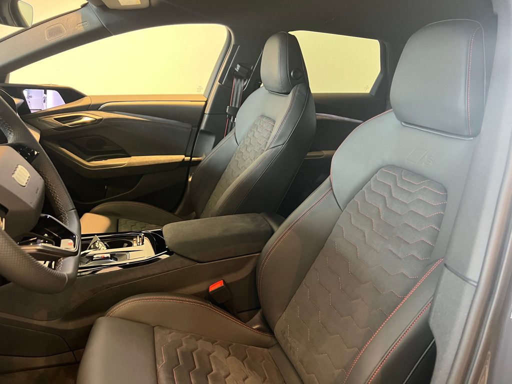 Audi S6 e-tron