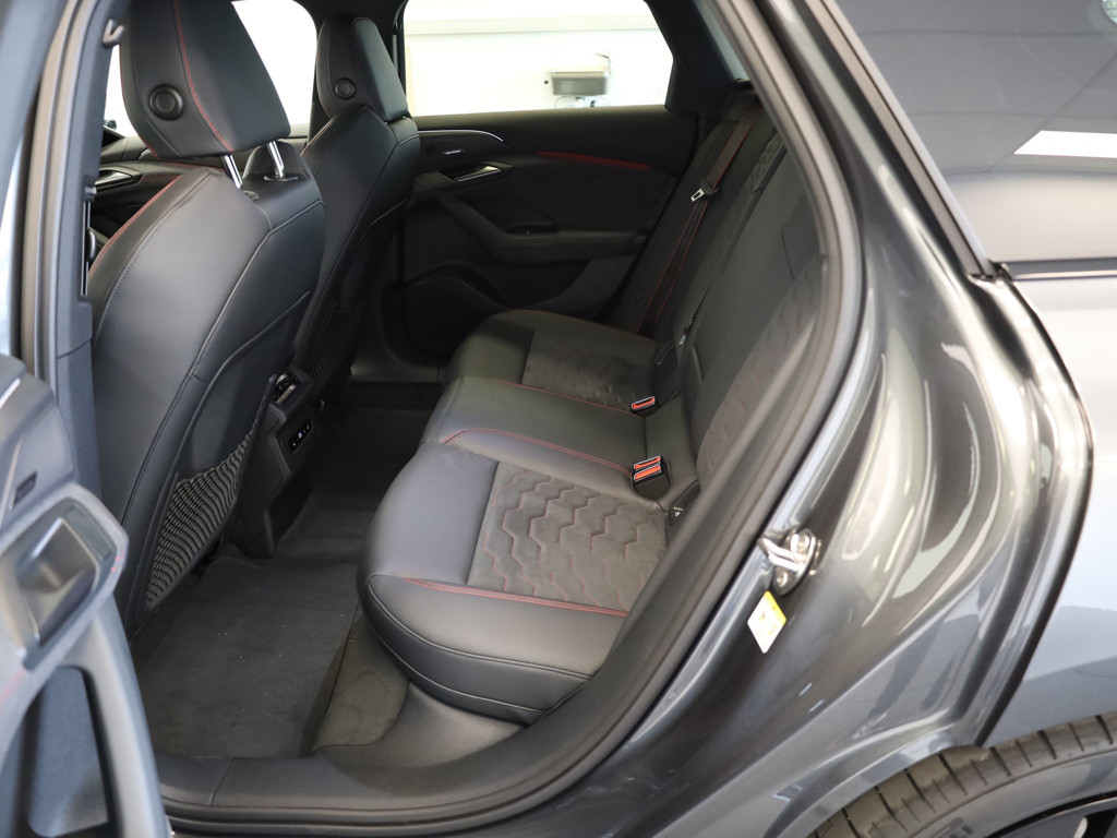 Audi S6 e-tron