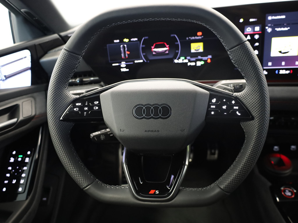 Audi S6 e-tron