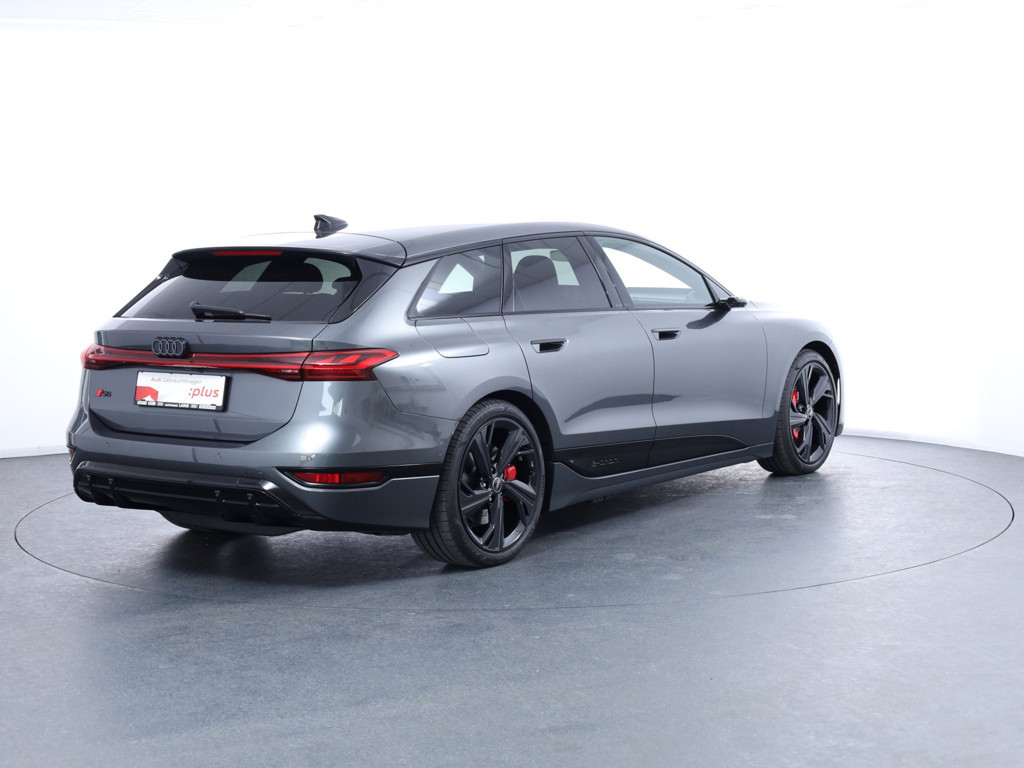 Audi S6 e-tron