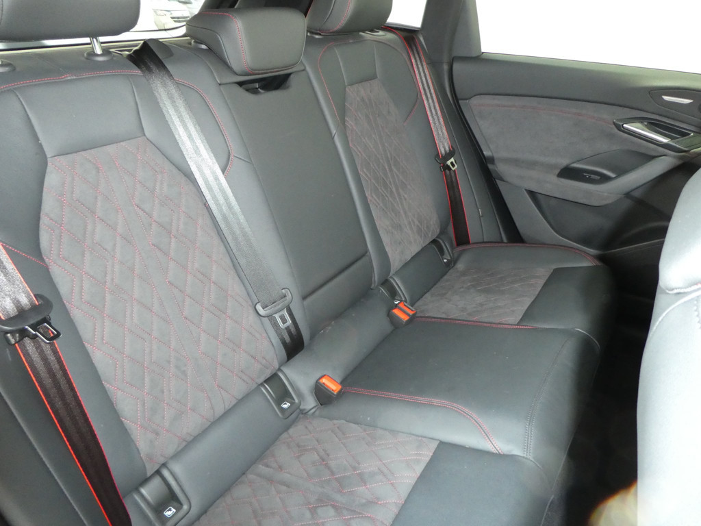Audi SQ6 e-tron