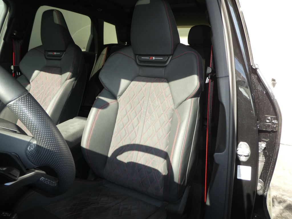 Audi SQ6 e-tron