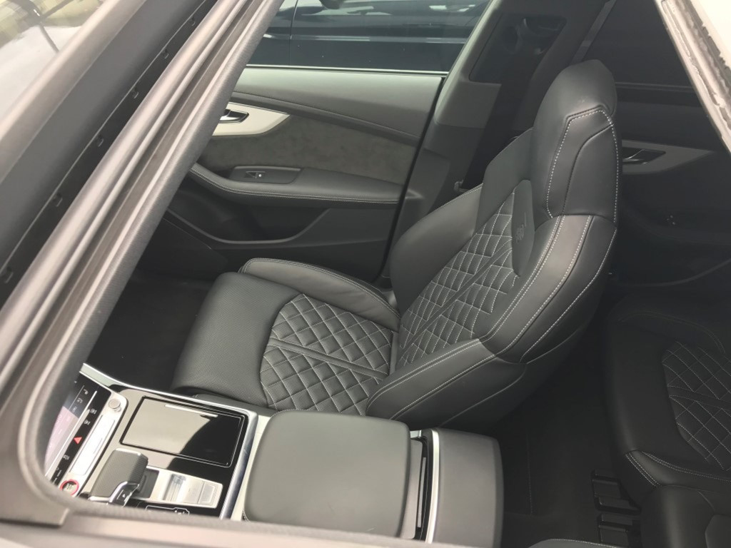 Audi SQ8