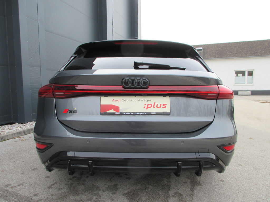 Audi S6 e-tron