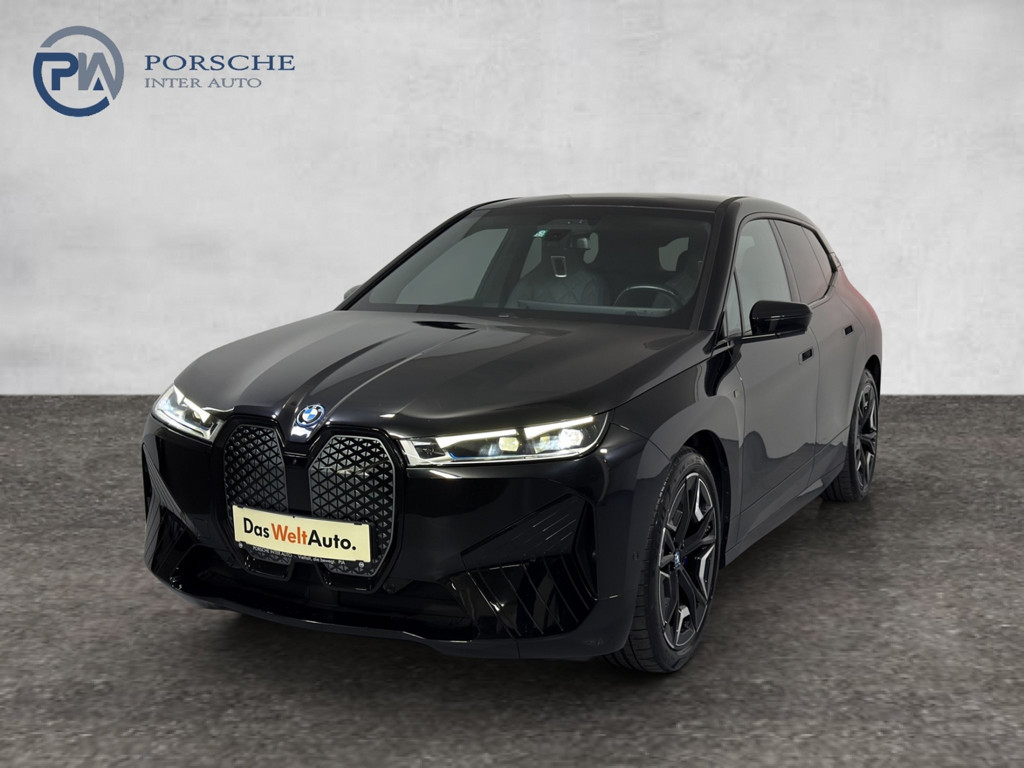 BMW iX M60
