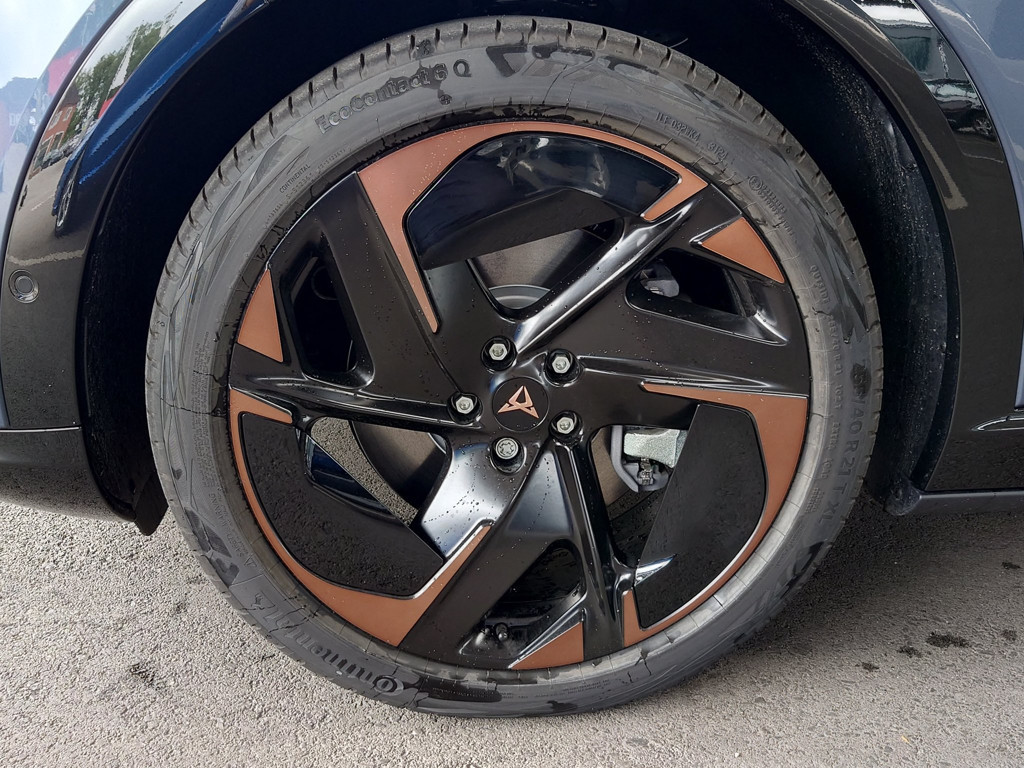 Cupra Tavascan