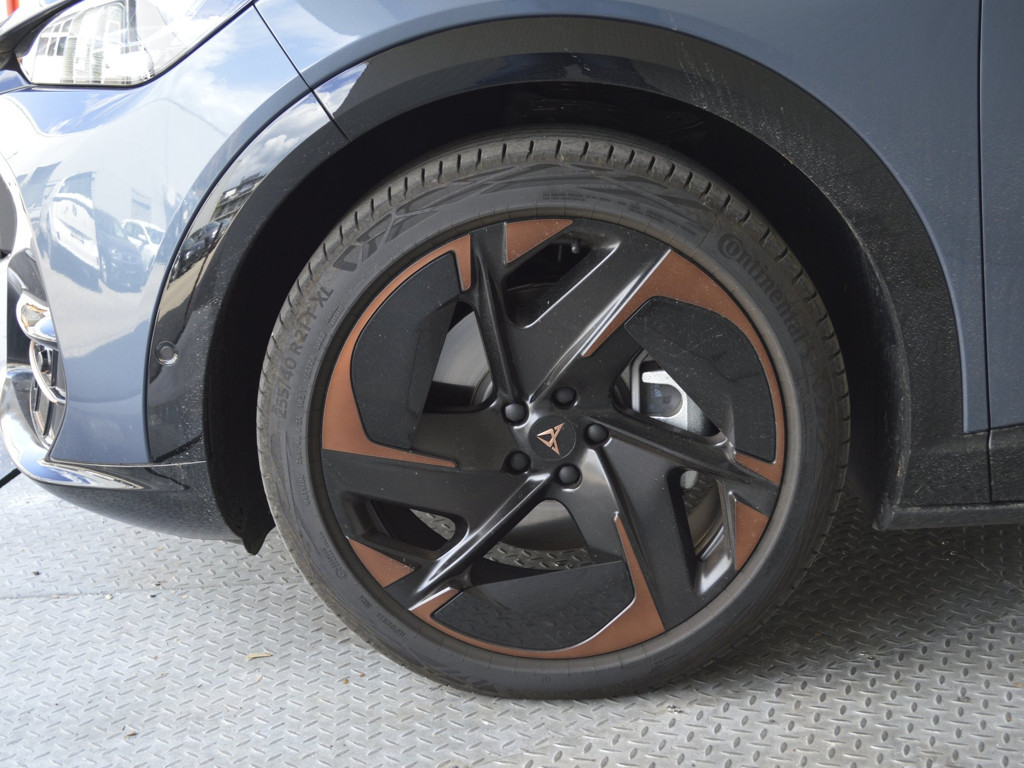 Cupra Tavascan
