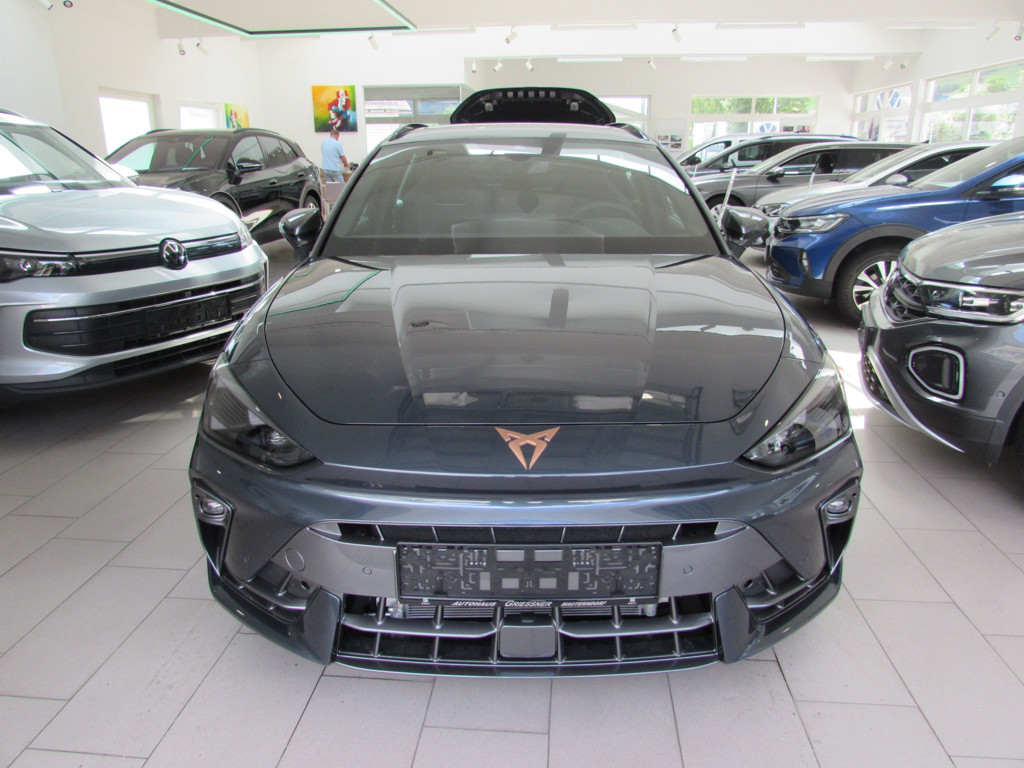 Cupra Leon e-Hybrid