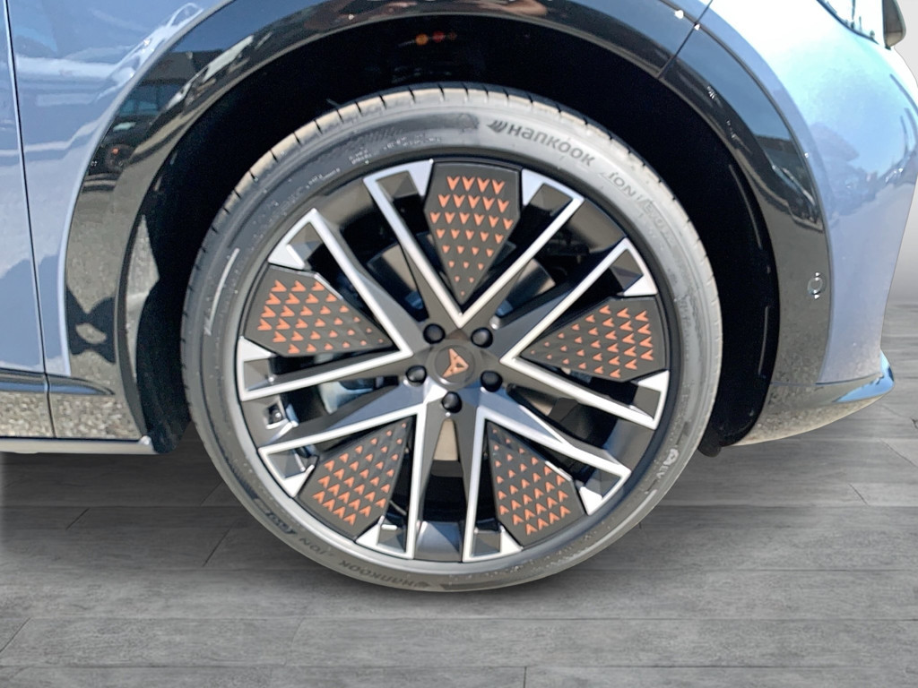 Cupra Tavascan