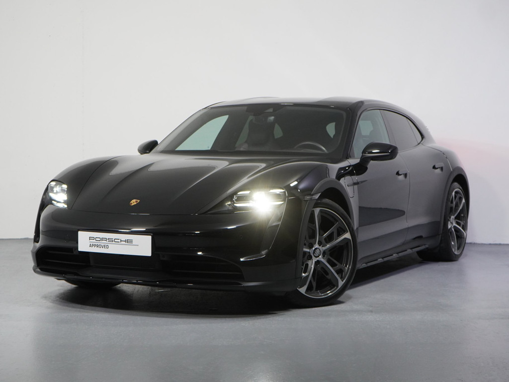 Porsche Taycan Cross Turismo 4